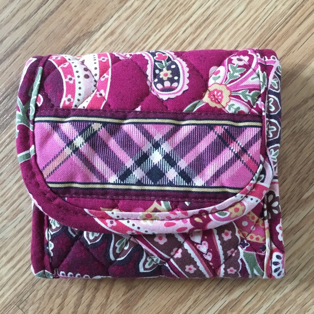 Vera‎ Bradley Pocket Wallet in Piccadilly Plum retired 2005